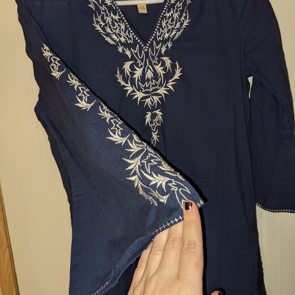 Small dress - Picture 3 of 3